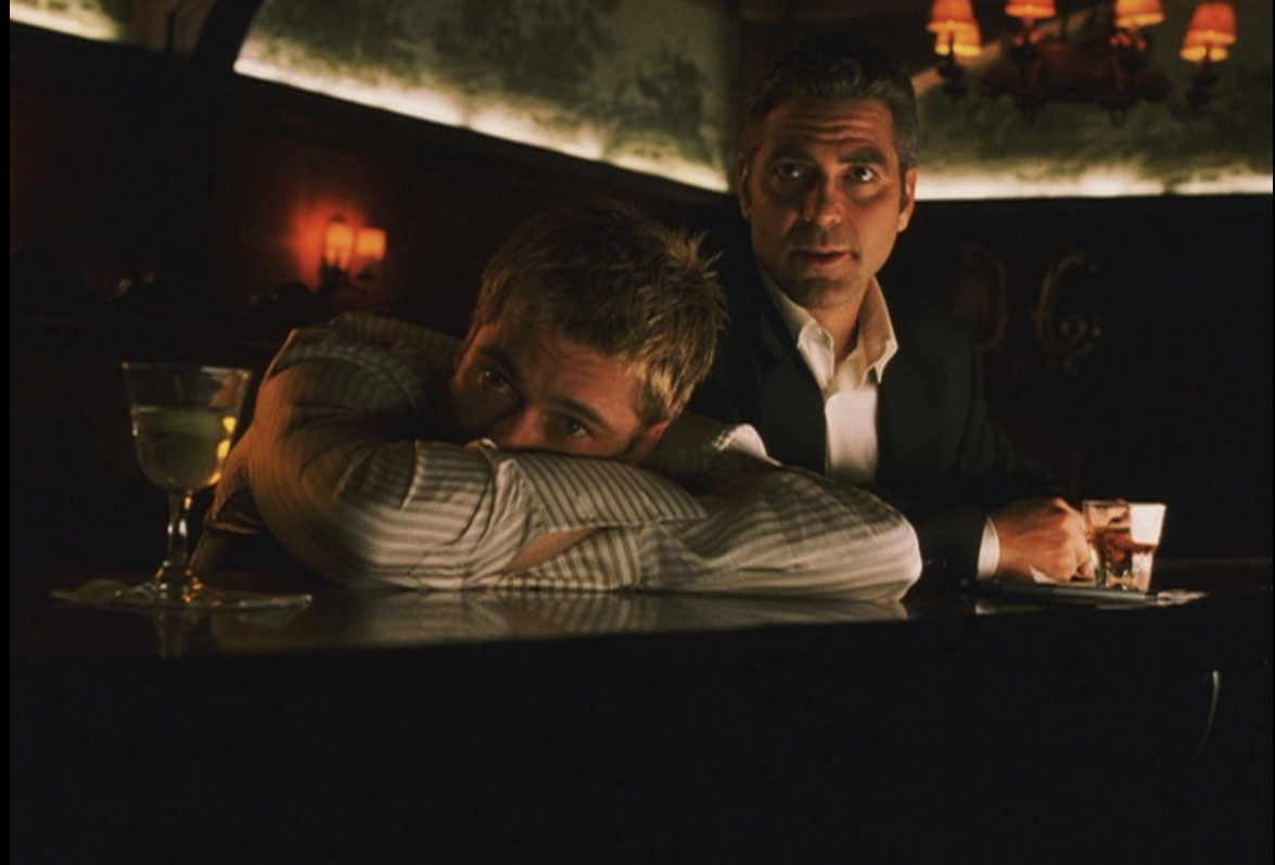 Brad Pitt et George Clooney dans Ocean's Eleven au Bellagio